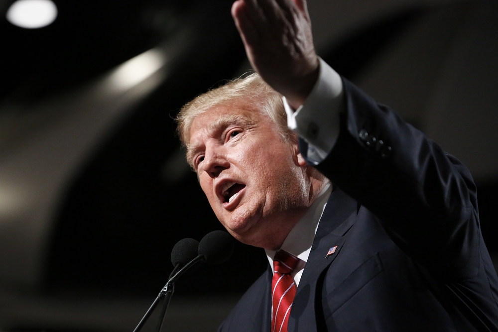 Donald Trump / KNA-Bild / Nancy Wiechec Donald Trump, US-amerikanischer Unternehmer, spricht bei einer Wahlkampfveranstaltung am 18. März 2016 in Phoenix.