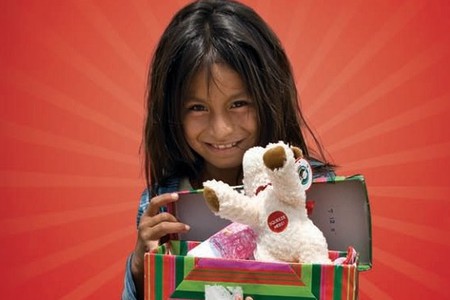 Aktion 'Weihnachten im Schuhkarton' / Verein 'Geschenke der Hoffnung e.V'
