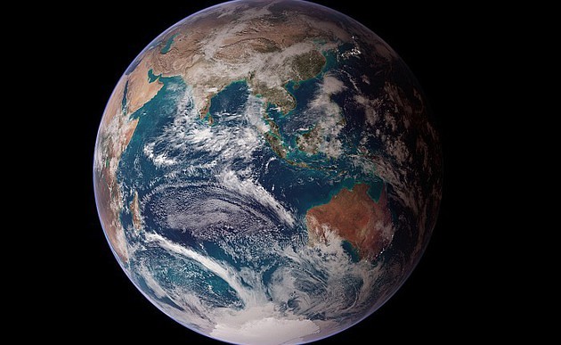 Die Erde, vom Weltall aus gesehen / NASA