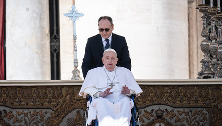Papst Franziskus möchte an Ostermesse teilnehmen