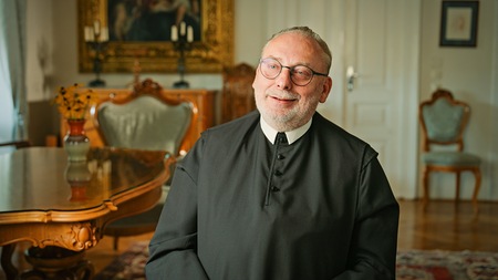 kreuz & quer nah dran - Der Feuerwehrmönch - zum Einsatz berufen - 'Ich gelobe, wenn notwendig auch mein Leben einzusetzen, um meinen Mitmenschen zu helfen.' So heißt es in der Gelöbnisformel der Freiwilligen Feuerwehren in Österreich. Die ehrenamtli