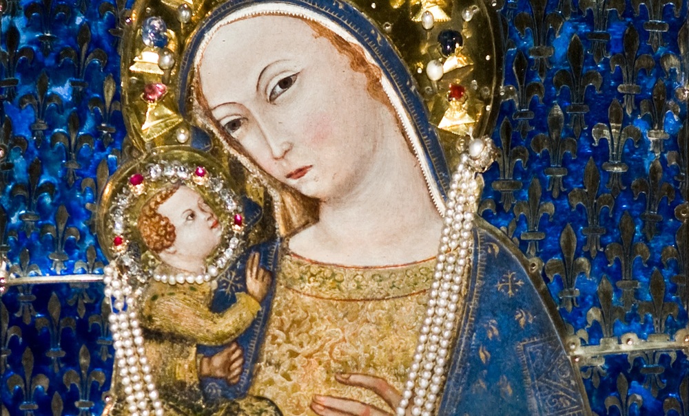 Mariazell / Schatzkammerbild / Rupprecht@kathbild.at, Franz Josef Rupprecht Schatzkammerbild - verehrtes Gnadenbild von Mariazell. Andrea Vanni um 1360 zugeschrieben, Tempera auf Holz. Maria mit dem Jesuskind. Die Heiligenscheine sind aus vergoldetem Silberblech und mit Edelsteinen und Perlen geschm?ckt. Die Figur wird von d
