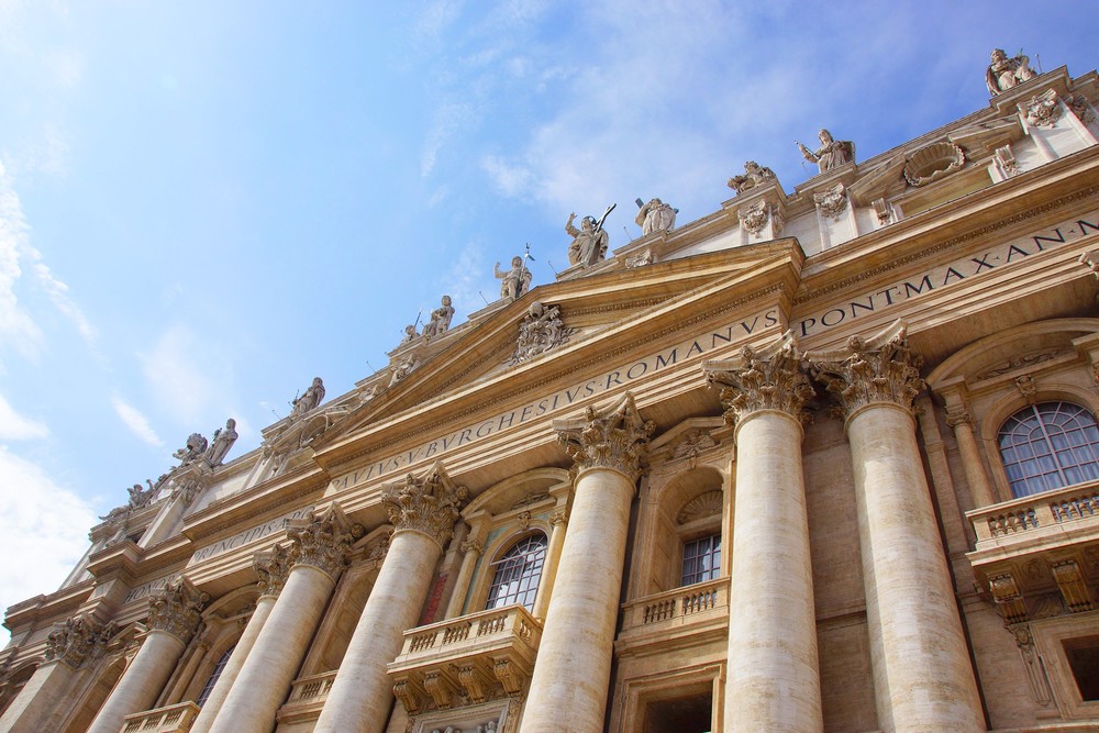 Frontansicht des Petersdoms / kathpress / Pernsteiner Frontansicht des Petersdoms