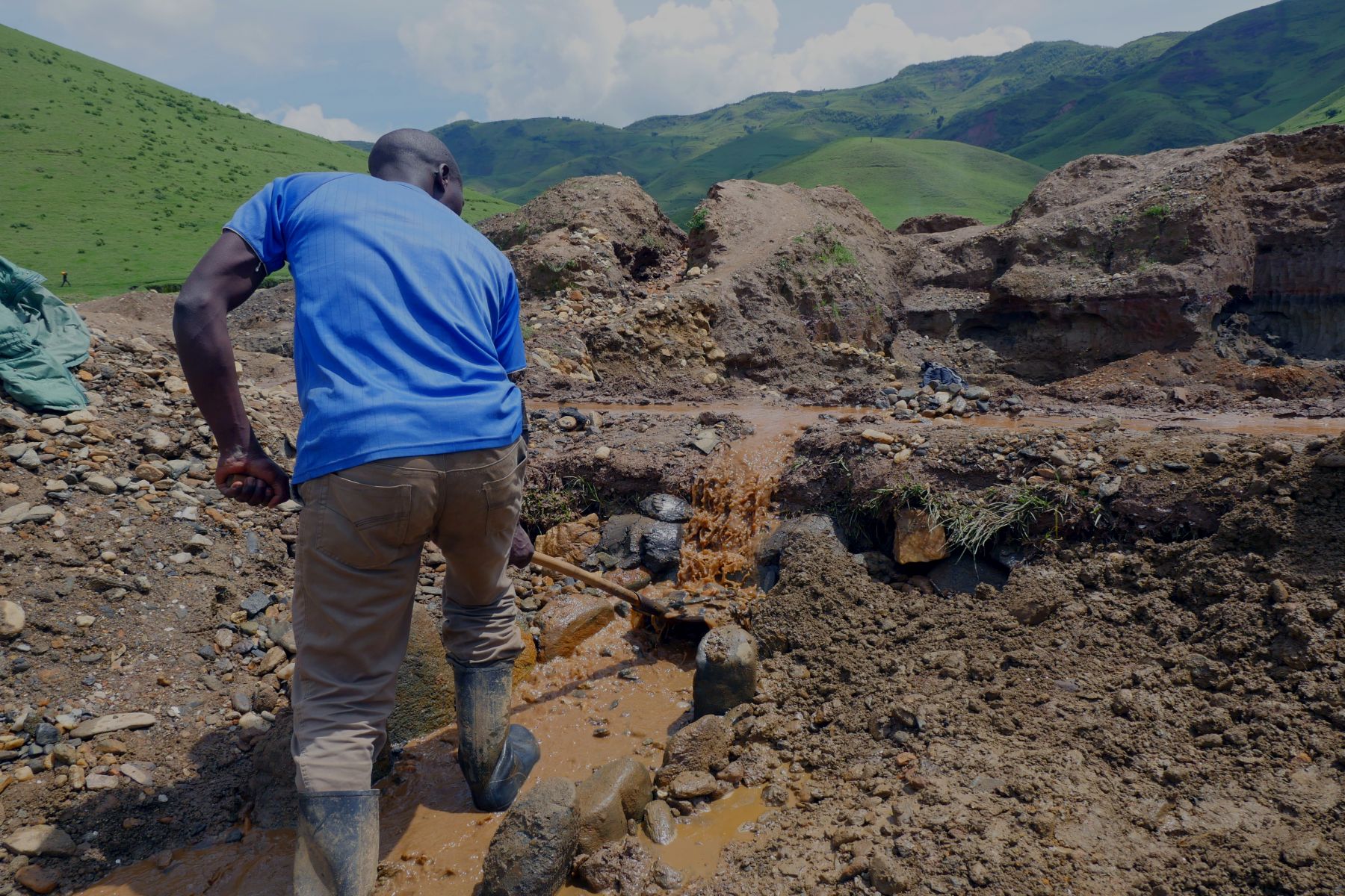 Mining site of Fungamwaka near Numbi in South Kivu /DRC. The mine contains Coltan, Casseterite and Tourmaline. Washing process.
