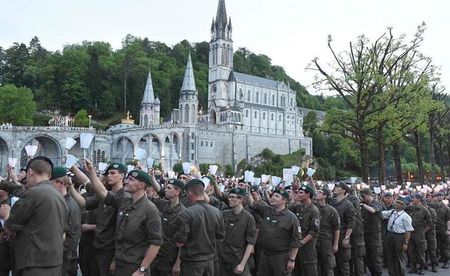 Österreichische Bundesheer-Soldaten in Lourdes / mildioz.at