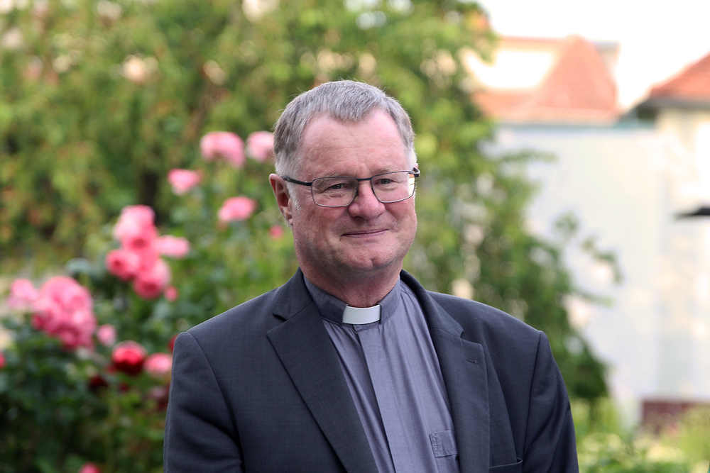 Bischof Manfred Scheuer / Diözese Linz/Appenzeller Linz: Bischof Scheuer traf jugendliche Ministranten