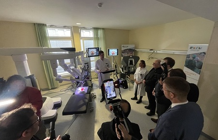Graz: Krankenhaus der Barmherzigen Brüder bekommt OP-Roboter