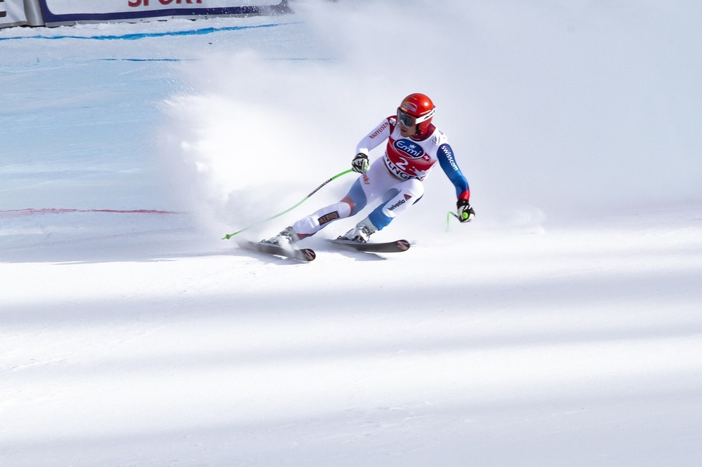 Skirennläufer / pixabay 'Ski & Pray': Pfarre Saalbach lädt WM-Gäste zu geistlichem Programm