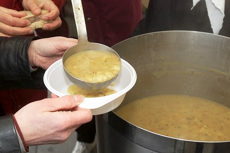 St. Pölten: Benefiz-Suppenessen im Zeichen des Einsatzes für Frieden