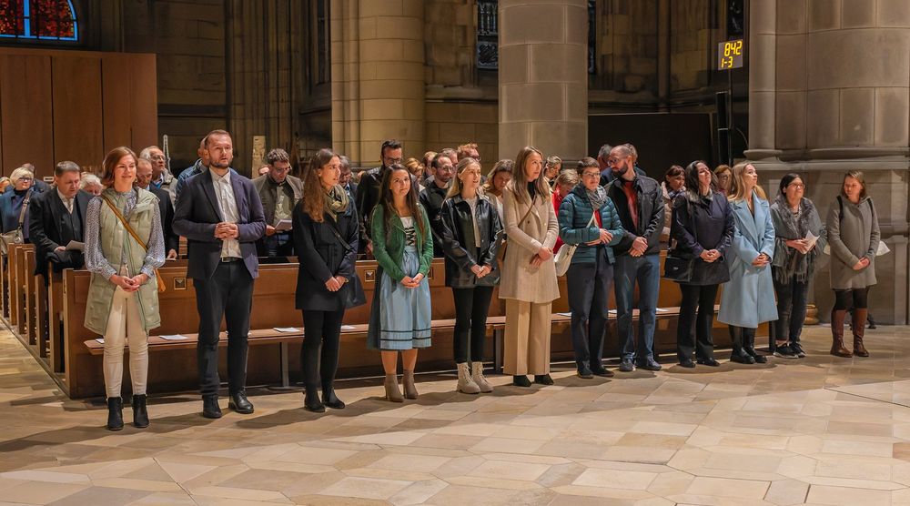 Sendungsfeier der Religionslehrer:innen / Diözese Linz / Jack Haijes 26 Religionslehrer:innen wurden im Linzer Mariendom von Bischof Manfred Scheuer in ihren Dienst gesendet.